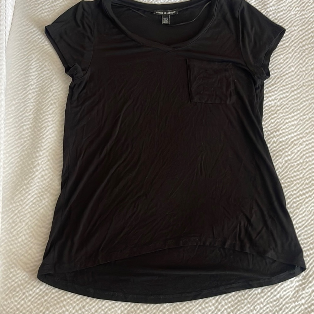 Black V neck pocket Tee